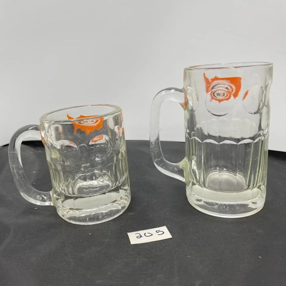 Lot of‎ 2 Vintage A & W Root beer Mugs 4.25" & 5.75" - Picture 3 of 7